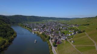 Link to Video | landscape, Rhineland-Palatinate, tourist destination, Moselbrücke Bullay, waterway, body of water, Wolf, Moselle, Germany, wine-producing region, vineyard, viticulture, river, Mosel-Saar-Ruwer, Moselle Valley