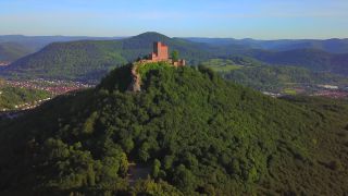Link to Video | landscape, Rhineland-Palatinate, tourist destination, natural landscape, Germany, Annweiler am Trifels, castle, Pfalz, aerial shot, Trifels Castle, tourist attraction, tourism destination, Vogelperspektive, Palatinate Forest, nature