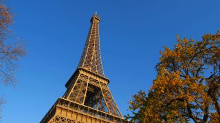 Link to Video | tourist destination, tower, Sehenswürdigkeit, France, landmark, Eiffel Tower, tourist attraction, architectural structure, Paris, point of interest