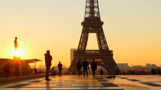 Link to Video | dawn, tourist destination, Sehenswürdigkeit, France, big city, million city, sunrise, metropolis, landmark, Eiffel Tower, Europe, tourist attraction, Silhouette, architectural structure, Paris, point of interest