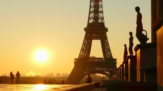 Link to Video | dawn, tourist destination, Sehenswürdigkeit, France, big city, million city, sunrise, metropolis, landmark, Eiffel Tower, Europe, tourist attraction, Silhouette, architectural structure, Paris, point of interest