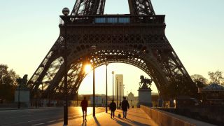 Link to Video | dawn, tourist destination, Sehenswürdigkeit, France, big city, million city, sunrise, metropolis, landmark, Eiffel Tower, Europe, tourist attraction, Silhouette, architectural structure, Paris, point of interest