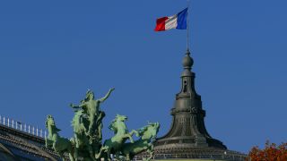 Link to Video | tourist destination, France, million city, metropolis, Europe, capital city, tourist attraction, Paris