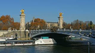 Link to Video | tourist destination, France, million city, metropolis, Europe, capital city, tourist attraction, Paris