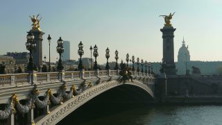 Link to Video | tourist destination, France, million city, metropolis, Europe, capital city, tourist attraction, Paris
