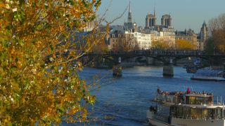 Link to Video | tourist destination, autumn, France, big city, million city, metropolis, Europe, city, tourist attraction, Paris
