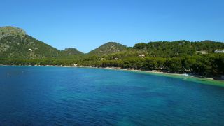 Link zum Video | Cap Formentor, Landschaft, Tourismusziel, Spanien, Bucht, Wald, Mittelmeer, Balearische Inseln, Mittelmeerraum, Natur, Mallorca, Küste, Mittelmeer
