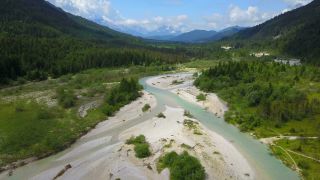 Link zum Video | Oberbayern, Isar, Landschaft, Vogelperspektive, Alpen, Deutschland, Gebirge, Isartal, Fluss, Wald, Gebirge, Luftaufnahme, Wallgau, Natur, Wildnis