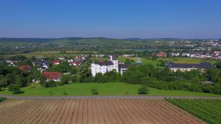 Link zum Video | Landschaft, Vogelperspektive, Saarland, Spielbank, Obermosel, Deutschland, Hotel, Schloß Berg, Nennig, Luxemburg, Luftaufnahme, Remich