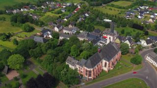 Link to Video | landscape, bird's-eye view, Rhineland-Palatinate, municipality, physical location, Germany, Klausen, Christian Church, aerial shot, Bernkastel-Wittlich