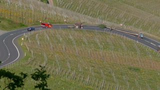 Link to Video | passenger car, Rhineland-Palatinate, transport, Germany, trunk, vineyard, road, Piesport, tractor, Mosel-Saar-Ruwer, transport, maypole, Moselle Valley