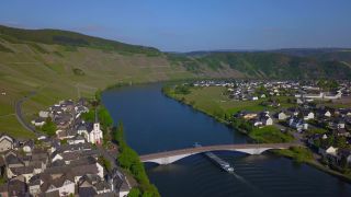 Link zum Video | Landschaft, Rheinland-Pfalz, Mosel, Deutschland, Weinberg, Weinbau, Piesport, Urlaubsregion, Piesport, Tourismusregion, Mosel