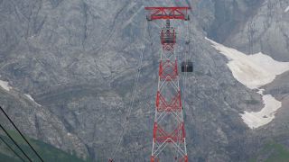 Link zum Video | Oberbayern, Landschaft, Alpen, Luftseilbahn, Seilbahn, Bayerische Zugspitzbahn Bergbahn, Deutschland, Werdenfelser Land, Wettersteingebirge, Zugspitze, Gebirge, Drahtseil, Transportmittel, Berg, Bayern