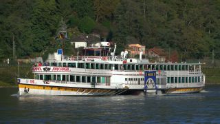Link to Video | paddle steamer, Rhineland-Palatinate, Goethe, Koblenz-Stolzenfels, Germany, passenger ship, mode of transport, vehicle, tourist attraction, Rhine, transport