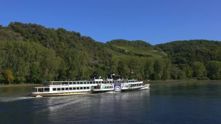 Link to Video | Rhineland-Palatinate, tourist destination, waterway, Goethe, Germany, passenger ship, tourism region, river, Loreley, tourist attraction, Middle Rhine, main stream, tourism destination, Rhine