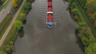 Link to Video | cargo ship, bird's-eye view, rubble, transport, cargo shipping, Saar, aerial shot, industrial sector