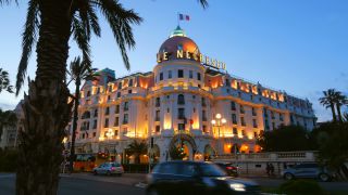 Link to Video | Sehenswürdigkeit, France, Provence-Alpes-Côte d'Azur, big city, Alpes-Maritimes, Nice, commune of France, Mediterranean Sea, Mediterranean country, tourist attraction, Mediterranean Basin, Hotel Negresco