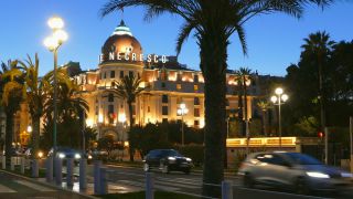 Link to Video | Sehenswürdigkeit, France, Provence-Alpes-Côte d'Azur, big city, Alpes-Maritimes, Nice, commune of France, Mediterranean Sea, Mediterranean country, tourist attraction, Mediterranean Basin, Hotel Negresco