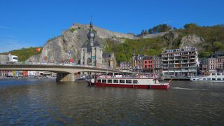 Link zum Video | Dinant, Wallonie, Belgien, Maas