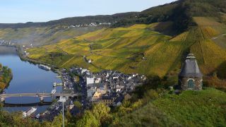 Link to Video | Rhineland-Palatinate, Bernkastel-Kues, Moselle, Germany, wine-producing region, vineyard, viticulture, river, Mosel-Saar-Ruwer, Moselle Valley