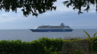 Link to Video | maritime transport, sea voyage, French Riviera, passenger ship, Villefranche-sur-Mer, cruise ship, Mediterranean Sea, travel, Mediterranean Basin, transport