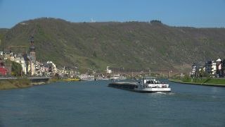 Link to Video | Rhineland-Palatinate, spring, Moselle, Germany, Cochem, Cochem, Moselle Valley