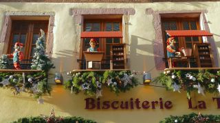 Link to Video | Alsace, tourist destination, France, Grand Est, Altstadt, tourism destination, Christmas decoration, Kaysersberg