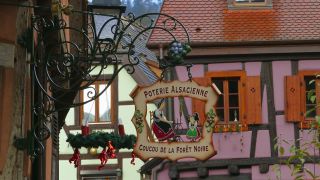 Link to Video | Alsace, tourist destination, France, Grand Est, Altstadt, tourism destination, Christmas decoration, Kaysersberg