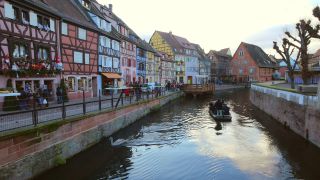 Link to Video | Alsace, tourist destination, Colmar, France, Grand Est, Christmas, tourism destination, decoration, Christmas decoration, Advent