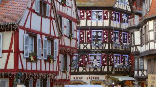 Link to Video | Alsace, vacation, tourist destination, Haut-Rhin, Colmar, France, leisure, Grand Est, Christmas, tourism, tourist, tourism destination, Christmas decoration, Altstadt, paid time off, Advent