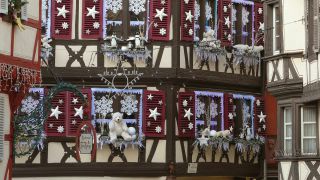 Link to Video | Alsace, vacation, tourist destination, Haut-Rhin, Colmar, France, leisure, Grand Est, Christmas, tourism, tourist, tourism destination, Christmas decoration, Altstadt, paid time off, Advent