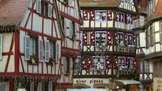 Link to Video | Alsace, vacation, tourist destination, Haut-Rhin, Colmar, France, leisure, Grand Est, Christmas, tourism, tourist, tourism destination, Christmas decoration, Altstadt, paid time off, Advent