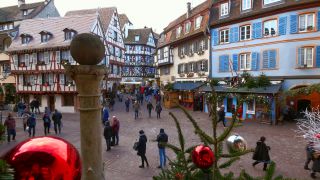 Link to Video | Alsace, vacation, tourist destination, Haut-Rhin, Colmar, France, leisure, Grand Est, Christmas, tourism, tourist, tourism destination, Christmas decoration, Altstadt, paid time off, Advent