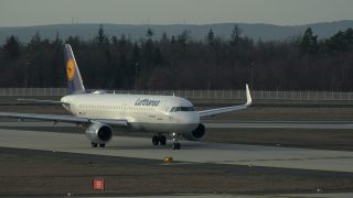 Link to Video | Hesse, airport, transport, air transport, logistics, Frankfurt am Main, Germany, airplane, Frankfurt Airport, airline, international airport, taxiway, mobility