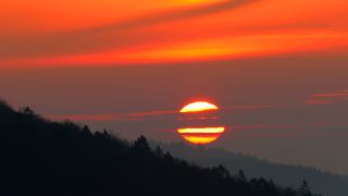Link to Video | dawn, time of the day, natural phenomenon, sunrise, day, astronomical phenomenon