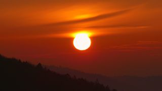 Link to Video | dawn, time of the day, natural phenomenon, sunrise, day, astronomical phenomenon