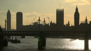 Link to Video | tourist destination, United Kingdom, million city, River Thames, metropolis, England, British Isles, capital city, city, tourist attraction, London, point of interest