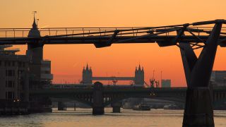 Link to Video | tourist destination, United Kingdom, million city, River Thames, metropolis, England, British Isles, capital city, city, tourist attraction, London, point of interest