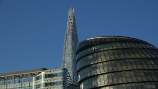 Link to Video | financial centre, island country, tourist destination, United Kingdom, million city, metropolis, England, Great Britain, city, tourist attraction, London, point of interest
