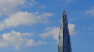 Link to Video | financial centre, island country, tourist destination, United Kingdom, million city, metropolis, England, Great Britain, city, tourist attraction, London, point of interest