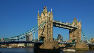 Link to Video | tourist destination, United Kingdom, big city, million city, metropolis, England, Great Britain, British Isles, Europe, capital city, city, tourist attraction, London, point of interest