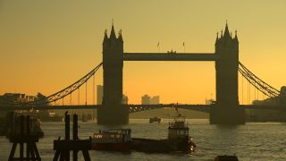 Link to Video | tourist destination, United Kingdom, big city, million city, metropolis, England, Great Britain, British Isles, Europe, capital city, city, tourist attraction, London, point of interest