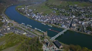 Link to Video | bird's-eye view, Rhineland-Palatinate, Moselle, Germany, wine-producing region, vineyard, castle, valley, river, aerial shot, Mosel-Saar-Ruwer, architectural structure