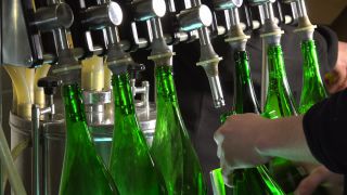 Link to Video | machine, liquid, bottling company, alcoholic beverage, winery, bin, wine-producing region, viticulture, wine, bottling, mechanism, bottling line, Mosel-Saar-Ruwer, bottle, container