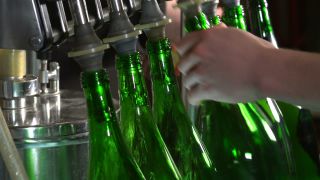 Link to Video | machine, liquid, bottling company, alcoholic beverage, winery, bin, wine-producing region, viticulture, wine, bottling, mechanism, bottling line, Mosel-Saar-Ruwer, bottle, container
