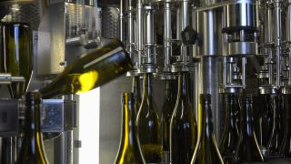 Link to Video | machine, liquid, bottling company, alcoholic beverage, winery, bin, wine-producing region, viticulture, wine, bottling, mechanism, bottling line, Mosel-Saar-Ruwer, bottle, container