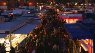 Link to Video | Hamburg, federated state of Germany, crowd, metropolis, market, urban municipality of Germany, city, Hanseatic city