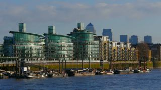 Link to Video | financial centre, tourist destination, United Kingdom, River Thames, metropolis, England, Great Britain, British Isles, capital city, tourist attraction, London