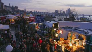 Link to Video | Hamburg, federated state of Germany, crowd, metropolis, market, urban municipality of Germany, city, Hanseatic city