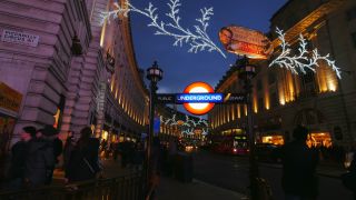 Link to Video | financial centre, tourist destination, United Kingdom, River Thames, metropolis, England, Great Britain, British Isles, capital city, tourist attraction, London